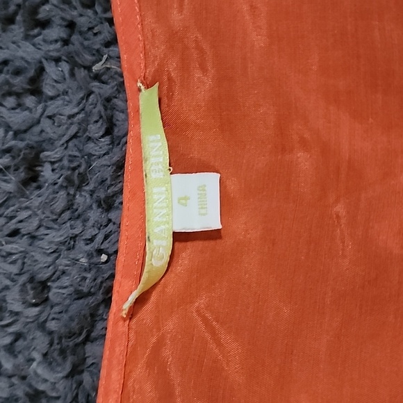 silk womens ruffle front tank top! - Picture 2 of 5